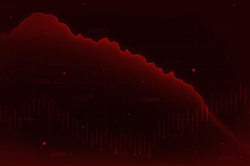 Declining graph line in red (Source: AdobeStock)